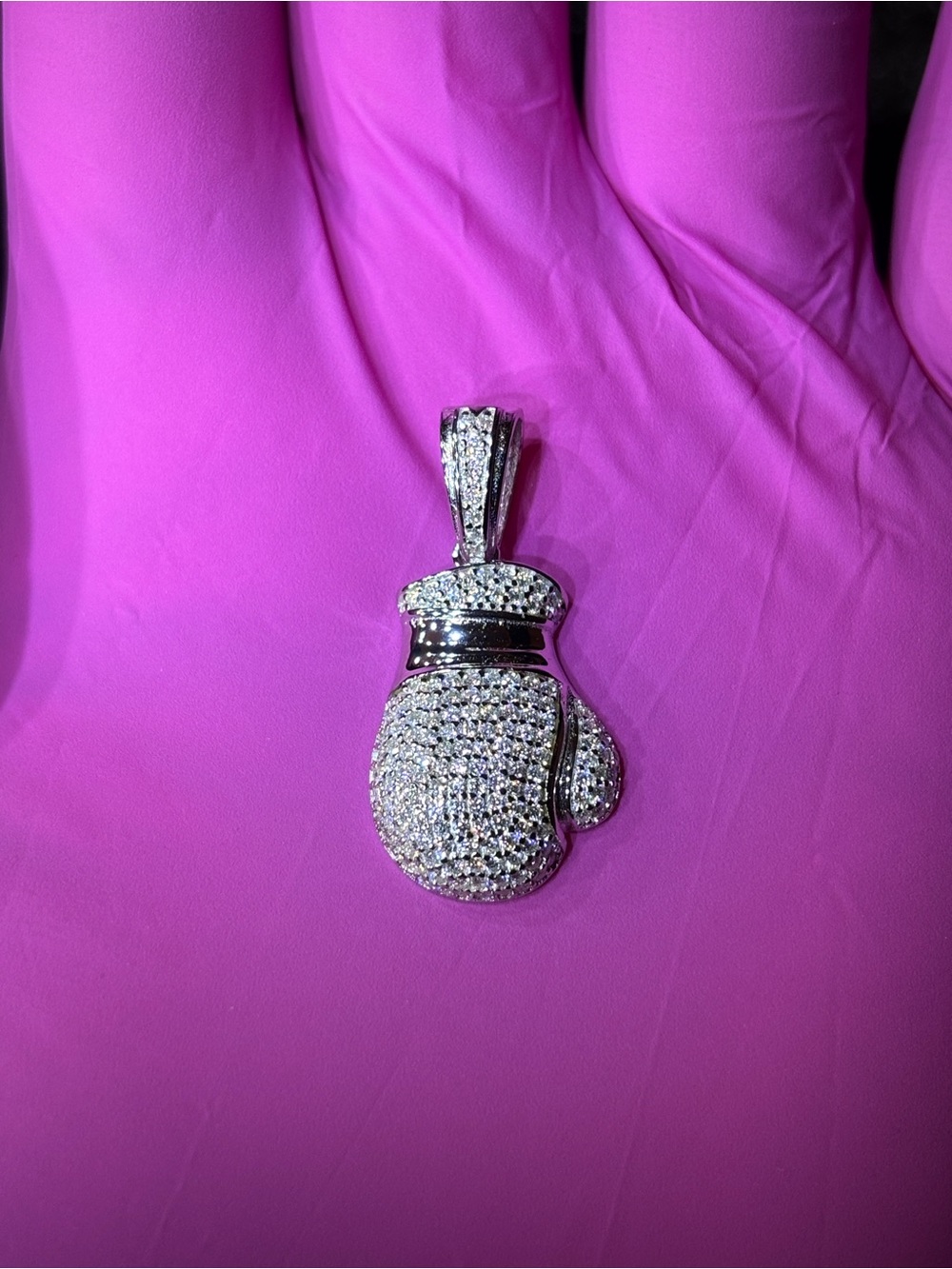 .925 Sterling Silver 1ct. VVS Moissanite Pave’ Boxing Glove - Picture 8 of 10